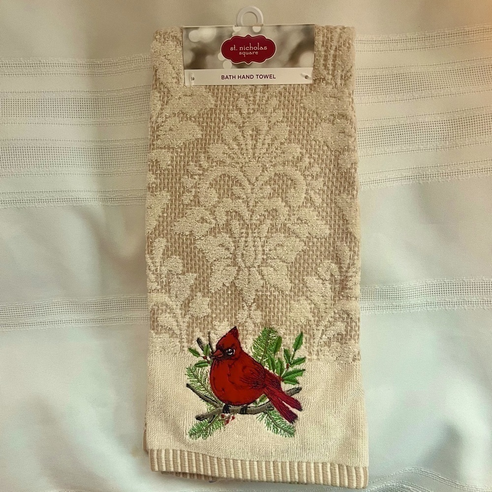Jacquard Hand Towel Holiday $5 ADD ON with $15+ Bundle St. Nicholas Square NWT‎